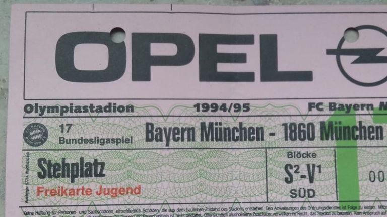 FC Bayern München – 1860 München am 25. März 1995 im Münchner Olympiastadion 
Endstand: 1:0
Tor: Scholl
Zuschauer: 63.000