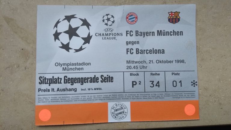 FC Bayern München – FC Barcelona am 21. Oktober 1998 im Münchner Olympiastadion 
Endstand: 1:0
Tore: Effenberg
Zuschauer: 56.000