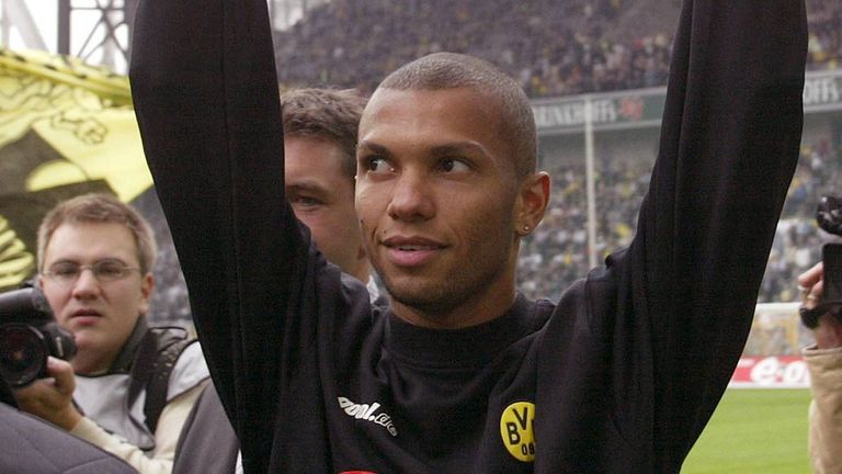 2002: Martin Max von dern Sechzgern war auch zwei Jahre später in Torlaune und holte sich die Kanone, zusammen mit Marcio Amoroso (Borussia Dortmund), ab. Beide trafen 18-mal. 
