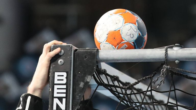 Alle Handball-Klubs der 1. und 2. Bundesliga haben die Spielerlaubnis für die kommende Saison erhalten. 