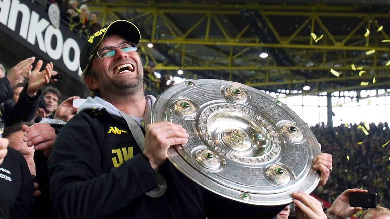 Und auch im Jahr 2012 dominierte Dortmund die Liga. Die logische Folge: Die zweite Meisterschale für Caoch Klopp.