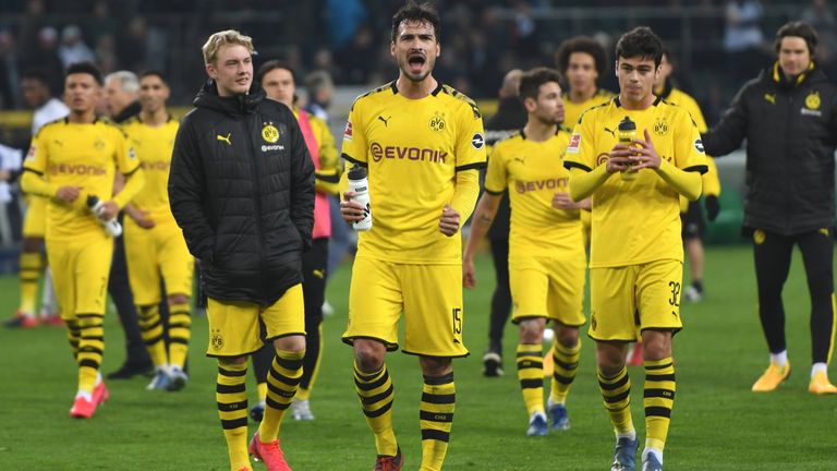 Mats Hummels (M.) gehört zur teuersten Transfer-Elf der Dortmunder.