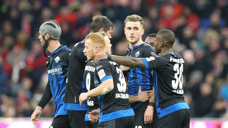 Platz 18: SC Paderborn (4-4-2-System): Zingerle – Dräger, Kilian, Schonlau, Collins – Pröger, Vasiliadis, Ritter, Antwi-Adjei – Mamba, Michel – Gesamtmarktwert: 48,4 Millionen Euro. 