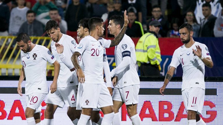 Platz 9: Portugal (4-4-2-System): Lopes – Pereira, Cancelo, Dias, Guerreiro – Silva, Fernandes, Neves, Guedes – Felix, Ronaldo – Gesamtmarktwert: 578,8 Millionen Euro