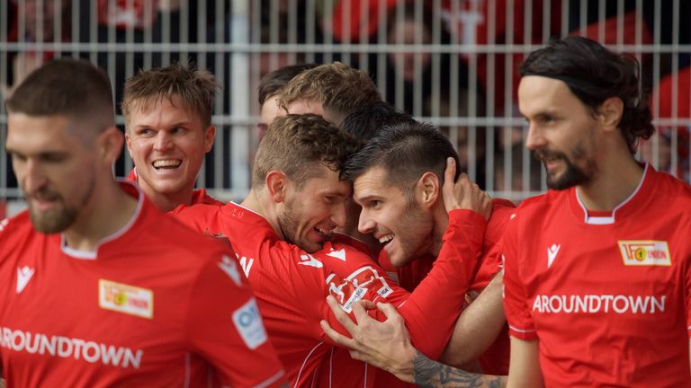 Platz 17: Union Berlin (5-2-3-System): Gikiewicz – Ryerson, Friedrich, Subotic, Schlotterbeck, Lenz – Andrich, Malli – Becker, Ingvartsen, Becker – Gesamtmarktwert: 51,7 Millionen Euro. 