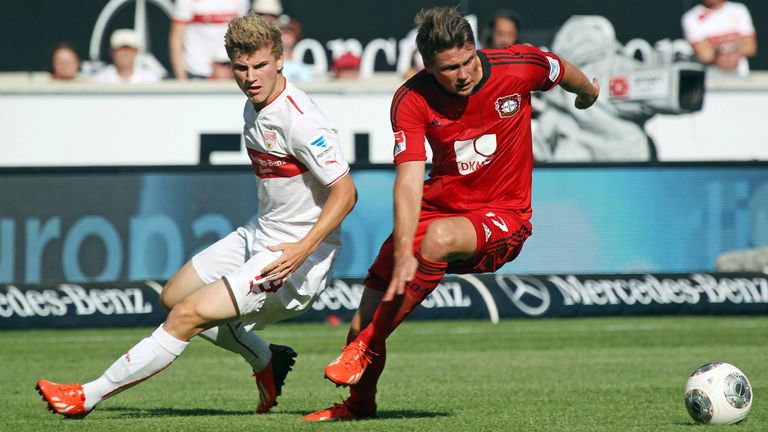 Timo Werner 2013 bei seinem Bundesliga-Debüt gegen Leverkusen: Mit 17 Jahren, vier Monaten und 25 Tagen ist er immer noch der bisher jüngste Spieler, der für den VfB Stuttgart in der höchsten deutschen Spielklasse zum Einsatz kam.