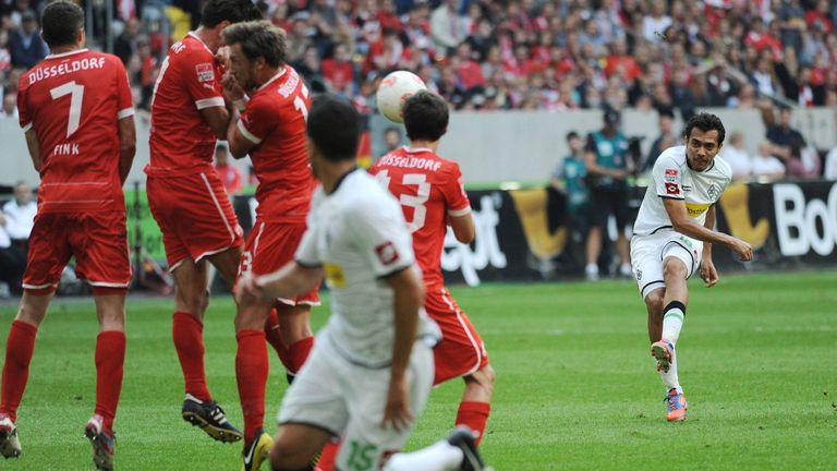 Platz 4: Juan Arango – Innerhalb von fünf Jahren spielte sich der Venezolaner in die Herzen der Borussia- Fans. Mit neun Freistoßtoren verabschiedete sich der 39-Jährige im Jahr 2014 in Richtung Mexiko.