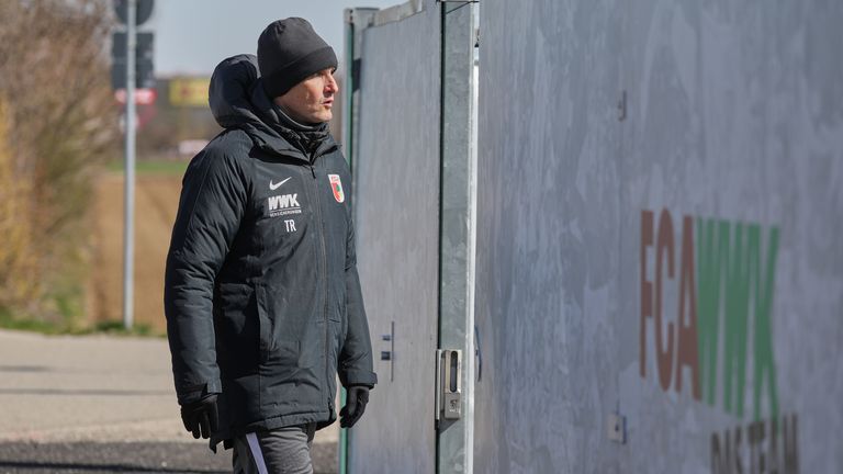 FCA-Trainer Heiko Herrlich ist wieder zurück bei der Mannschaft.