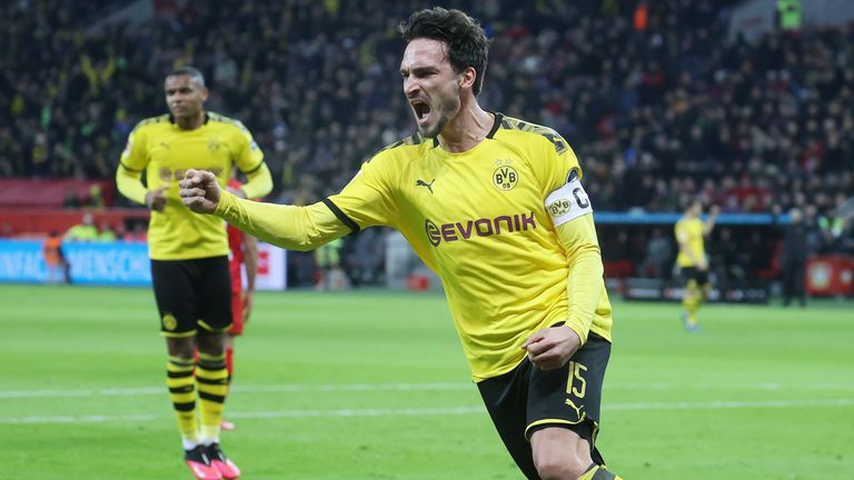 INNENVERTEIDIGER: Mats Hummels (323 BL-Spiele, 23 Tore) - spielte für den FC Bayern, Borussia Dortmund