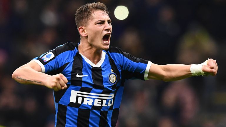 PLATZ 8 - Sebastian Esposito (Inter Mailand, Mittelstürmer): 17 Jahre, drei Monate und 24 Tage. Spielte am 26.10.2019 gegen Parma Calcio erstmals für die Profis. 