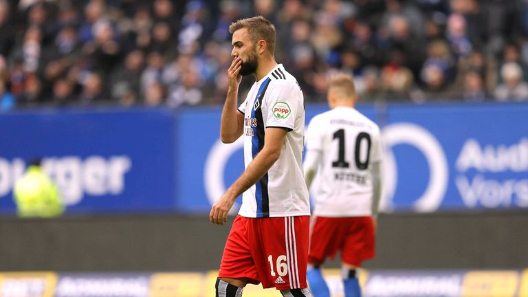SCHLÜSSELSPIELER: Sonny Kittel ist mit elf Treffern bester HSV-Torjäger, doch in den vergangenen vier Spielen blieb er wirkungslos – erstmals in dieser Saison. Lukas Hinterseer (l.) folgt mit neun Toren, wartet jedoch seit fünf Spielen auf ein Tor. 