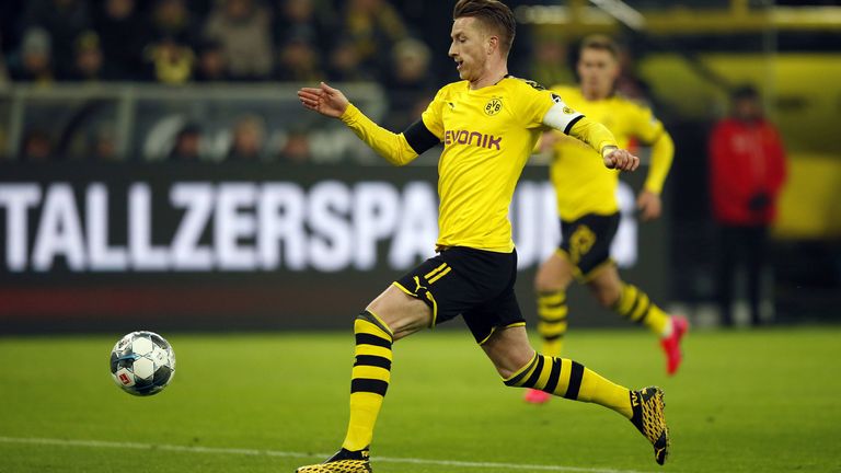 LINKES MITTELFELD: Marco Reus (279 BL-Spiele, 127 Tore) - spielte für Borussia Mönchengladbach, Borussia Dortmund