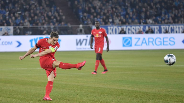 Die meisten Tore von außerhalb des Strafraums erzielte Marcel Sabitzer (4).