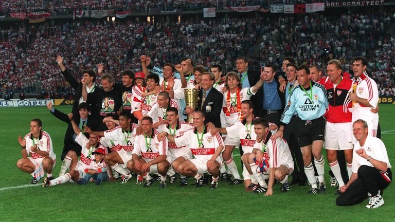 23 Jahre: Der Finalgegner der Nürnberger wartet schon zehn Jahre länger: 1997 gewann Stuttgart das Endspiel gegen Energie Cottbus. Entscheidender Mann war Giovane Elber mit zwei Toren. Es war die Krönung für das magische Dreieck der Schwaben.