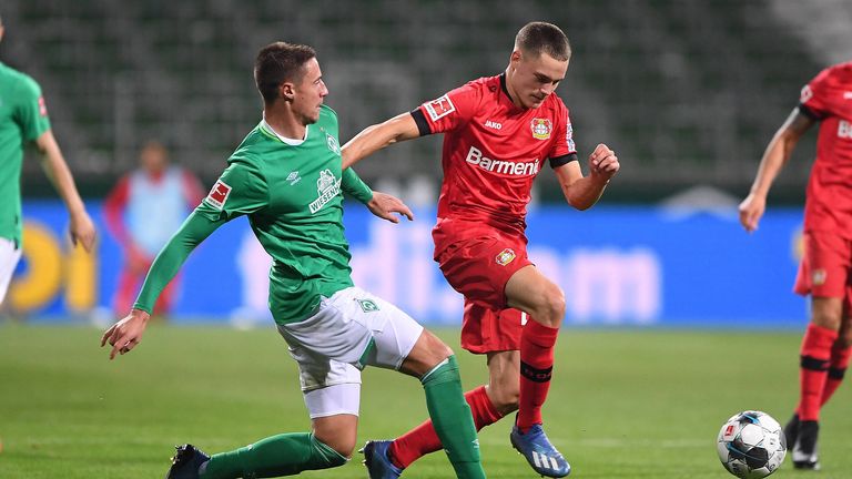 PLATZ 3 - Florian Wirtz (Bayer 04 Leverkusen, Offensives Mittelfeld): 17 Jahre und 15 Tage. Feierte sein Debüt am 18.05.2020 gegen Werder Bremen. 
