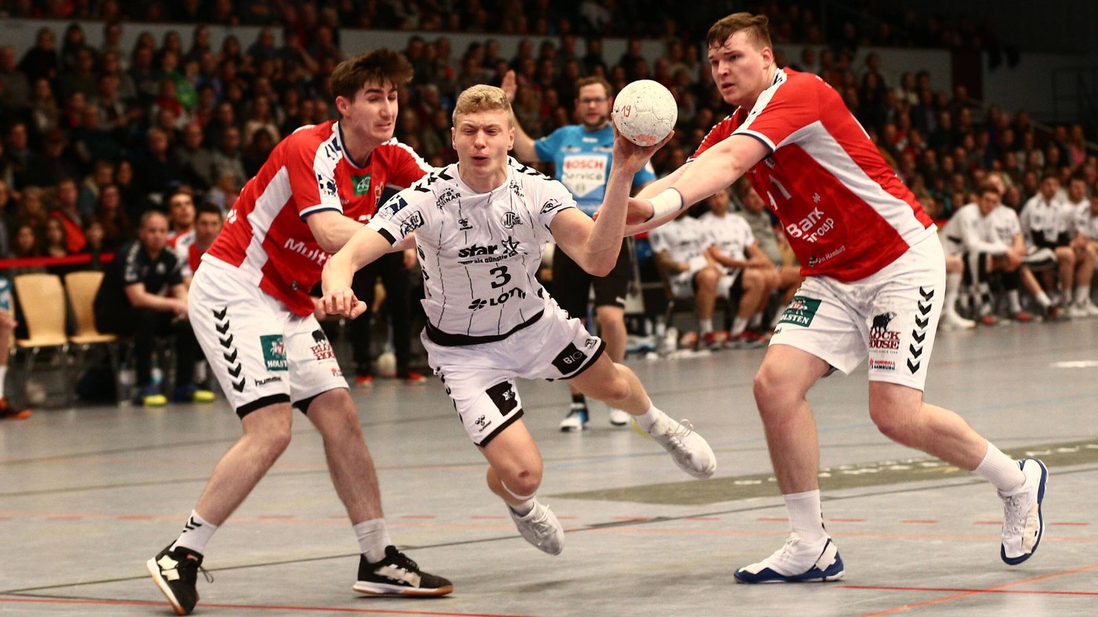 Handball: Meister THW Kiel verpflichtet Linkshänder Sven ...