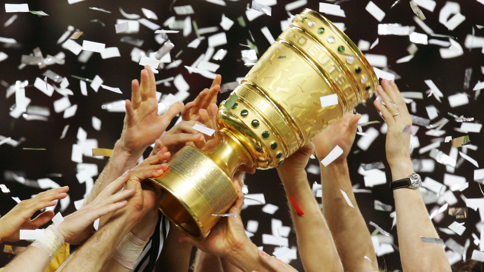 DFB-Pokal News: Fan-Aufruf - Schickt Uns Bilder Aus Dem Stadion ...