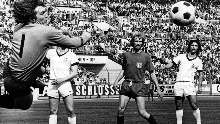 Platz 6: FC Bayern München - Tore: 93 - Saison 1972/73