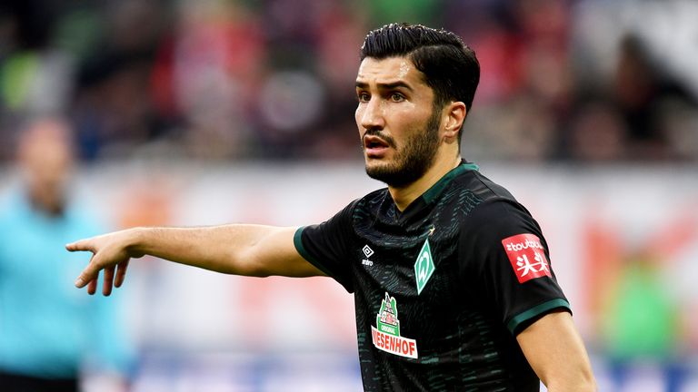 NURI SAHIN (Vertrag bis 2020):  Der 31-Jährige befindet sich nach seiner Verletzung gar nicht mehr in Bremen, sondern hält sich in Dortmund fit. Bei ihm ist ein Wechsel in die Türkei - Fenerbahce hat Interesse - im Gespräch. Keine Zukunft bei Werder!