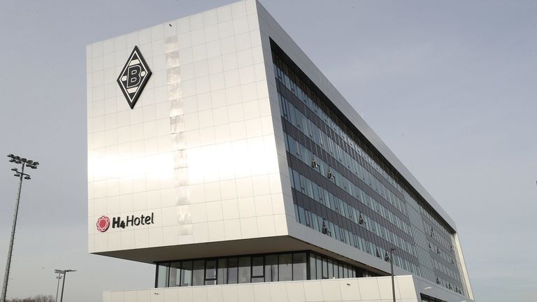 Der Druck erinnert an die Fassade des Hotels im Borussia Park.
