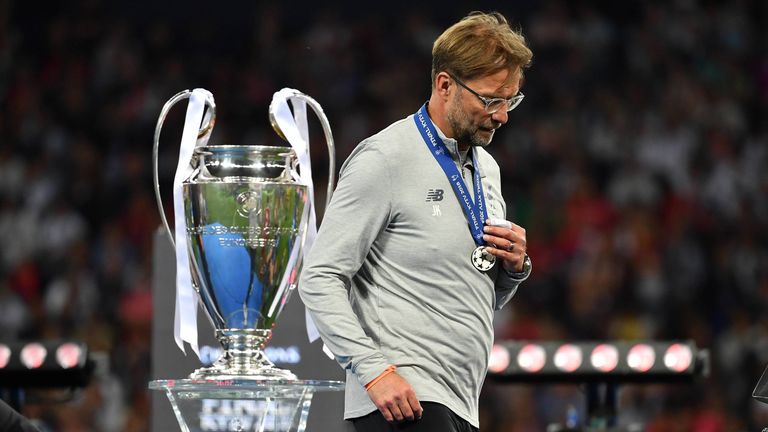 Den wohl größten Niederschlag in seiner Trainerkarriere erfuhr Klopp 2018, als der FC Liverpool im Finale der Champions League 1:3 verlor.