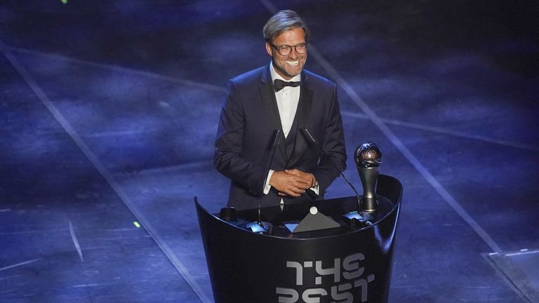 Im Jahr des CL-Siegs wurde Coach Klopp mit der Auszeichnung des besten Klub-Trainers der Welt geehrt.