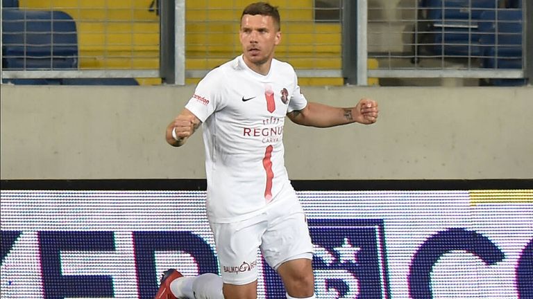 Lukas Podolski feiert mit Antalyaspor einen Sieg beim Restart der Süper Lig.