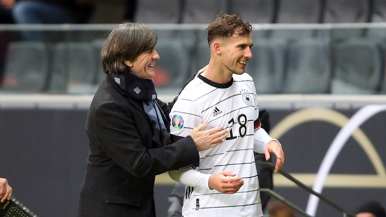 Bundestrainer Joachim Löw hat seinen Spieler Leon Goretzka in höchsten Tönen gelobt.