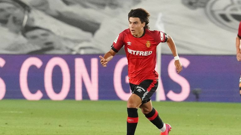 PLATZ 1 - Luka Romero (RCD Mallorca, Offensives Mittelfeld): Erster Einsatz für die Profis im Alter von 15 Jahren, sieben Monaten und sechs Tagen gegen Real Madrid. 