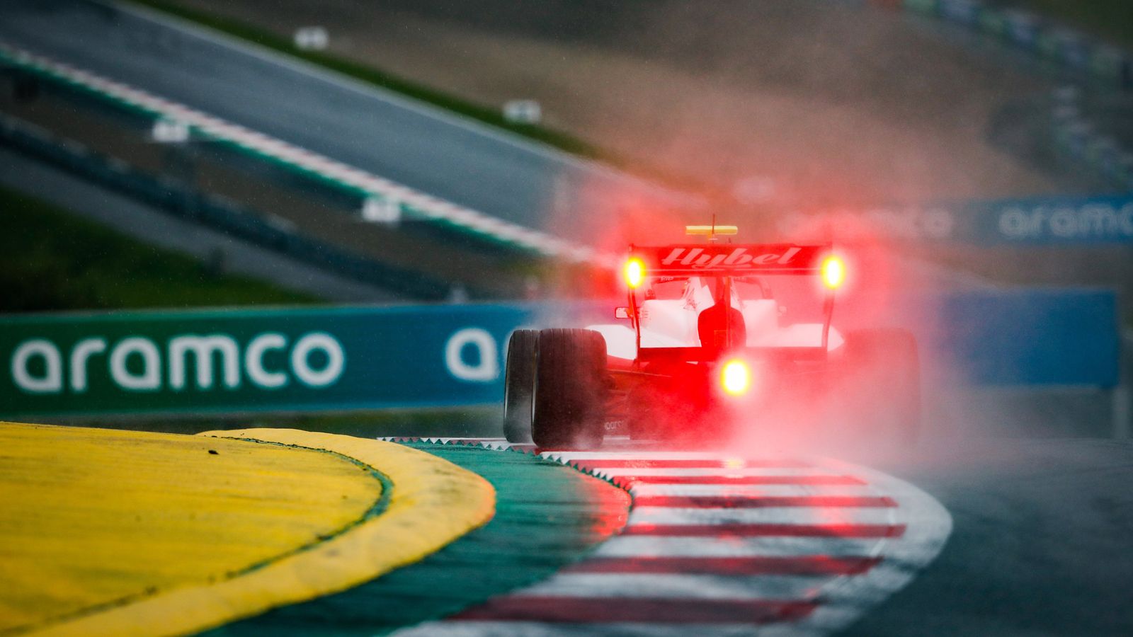 Formel 3 Rennen in Spielberg wegen starkem Regen abgebrochen Formel