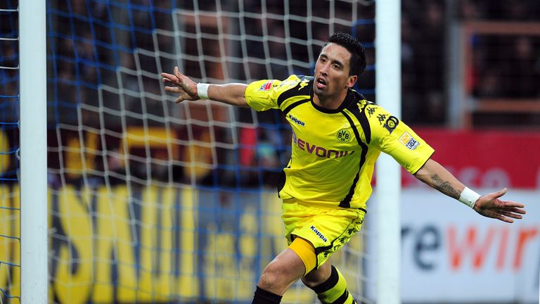 Sturm: Lucas Barrios