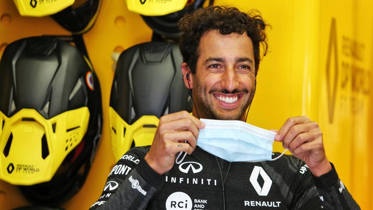 Daniel Ricciardo (Australien) fährt in der kommenden Saison für McLaren. Derzeit ist er Pilot bei Renault.
