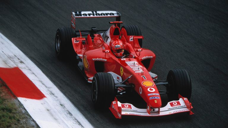 Höchste Durchschnittsgeschwindigkeit: Neben seinen zahlreichen Titeln ist Michael Schumacher auch das schnellste Rennen im Ferrari gefahren. Beim Grand Prix in Monza 2003 zeigte sein Tacho eine Durchschnittsgeschwindigkeit von 247,585 km/h an.