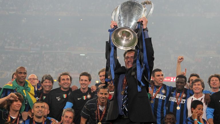 Inter Mailand feierte 2010 unter Trainer Jose Mourinho das Triple. Im Champions-League-Finale trafen die Italiener auf den FC Bayern unter Mourinhos ehemaligen Lehrmeister Louis van Gaal. Diego Milito gewann beim 2:0-Sieg in Doppelpack.