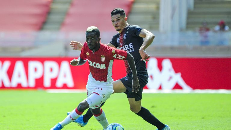 Henry Onyekuru: Wenige Monate nach seinem festen Wechsel vom FC Everton zur AS Monaco wurde der Flügelflitzer aus Nigeria direkt wieder verliehen - an Galatasaray Istanbul. Im Fürstentum kommt der Youngster bislang nur auf vier Einsätze. 