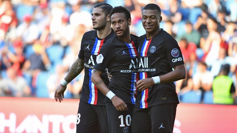 Neymar & Co. besiegen den Zweitligisten Le Havre.