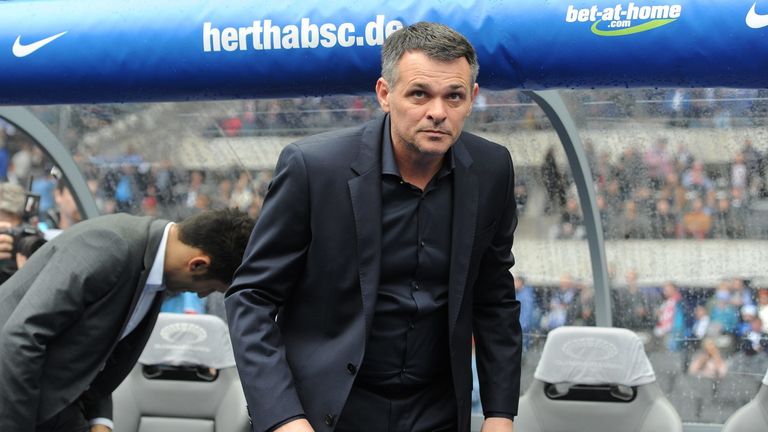 Willy Sagnol (2017) übernahm für ein Spiel als Interimstrainer. Nach der Heynckes-Rückkehr verließ der ehemalige Co-Trainer Sagnol den FC Bayern.