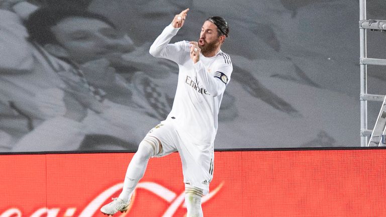 Sergio Ramos rettet Real Madrid den Sieg vom Punkt.