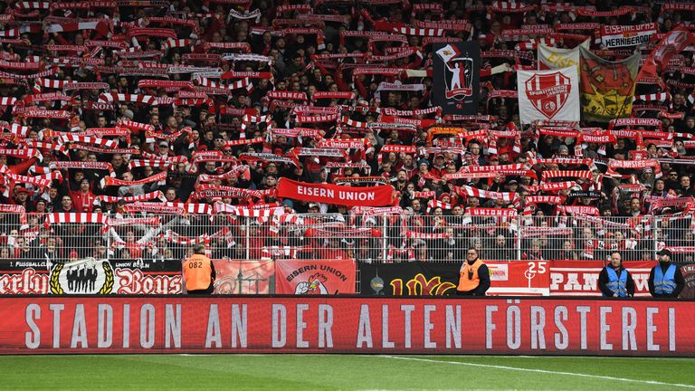 Der 1. FC Union Berlin will spätestens ab Saisonbeginn wieder vor Zuschauern spielen.