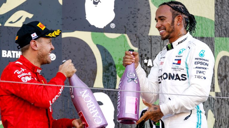 Sebastian Vettel und Lewis Hamilton stehen in der ewigen Fahrertabelle auf dem Podium.