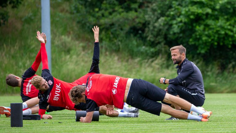 Würzburger Kickers: -