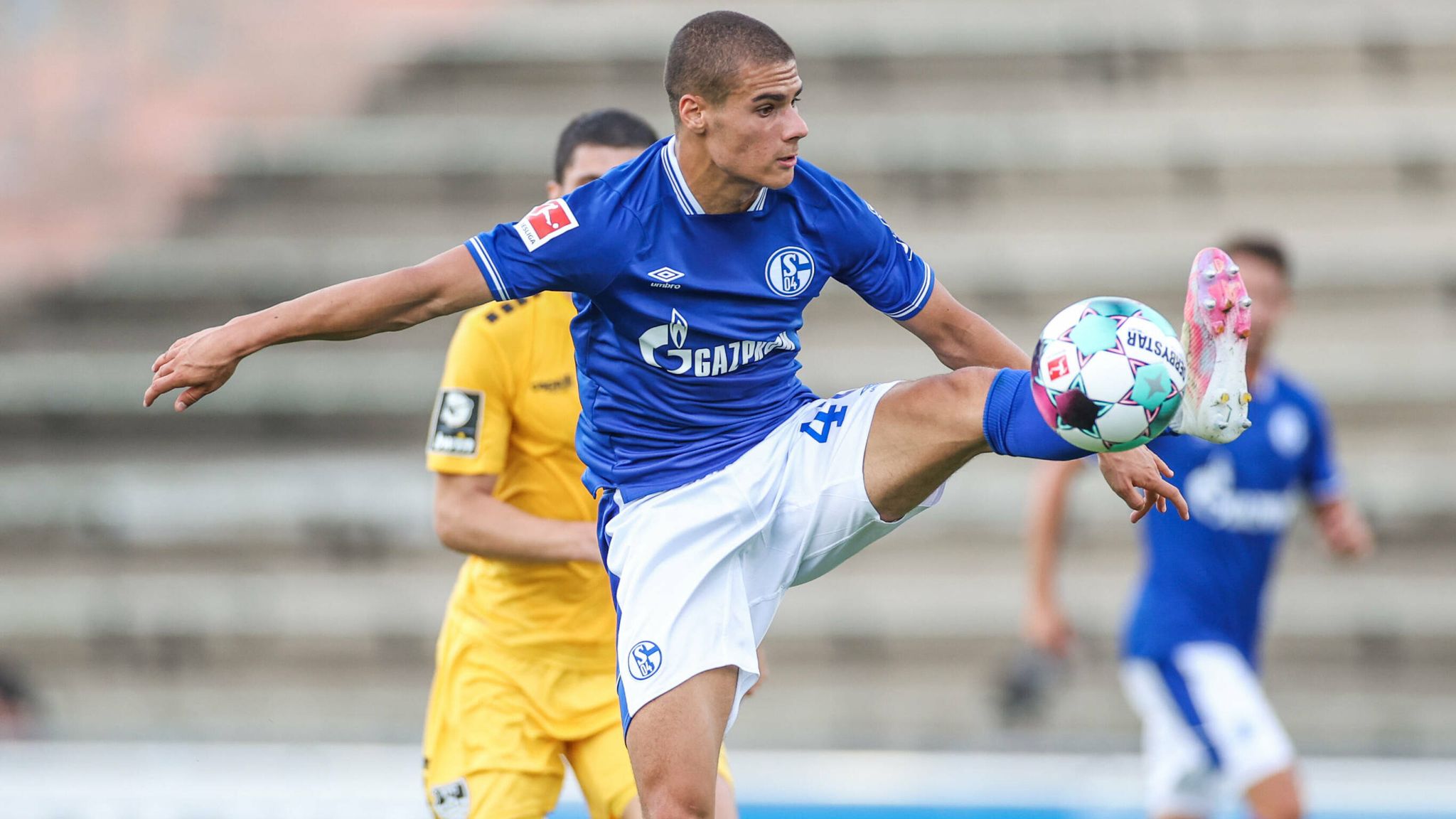 Schalke Transfer News Talent Can Bozdogan verlängert bis 2024