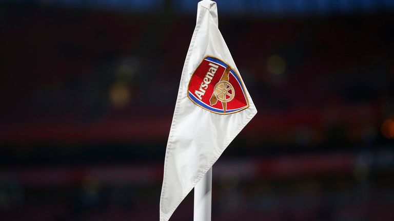 Der FC Arsenal trennt sich von 55 Mitarbeitern.