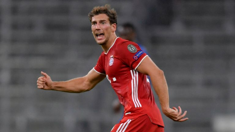 Leon Goretzka spricht vor dem CL-Finalturnier. 