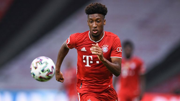 Kingsley Coman steht in der Startelf des FC Bayern gegen den FC Barcelona.