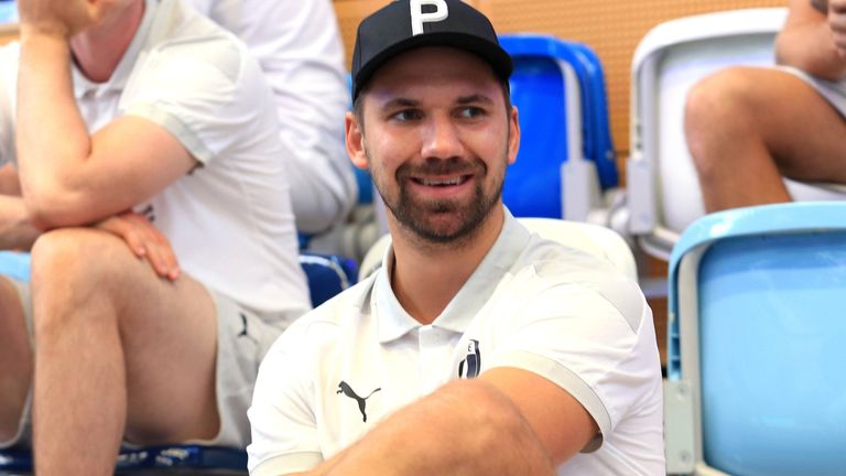 Fabian Wiede ist auf dem Weg der Besserung, zum Saisonauftakt müssen die Füchse allerdings noch auf ihn verzichten.