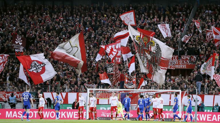 Der 1. FC Köln wird vom DFB zu einer Geldstrafe verdonnert.