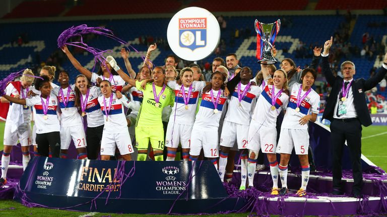 2017: Olympique Lyon