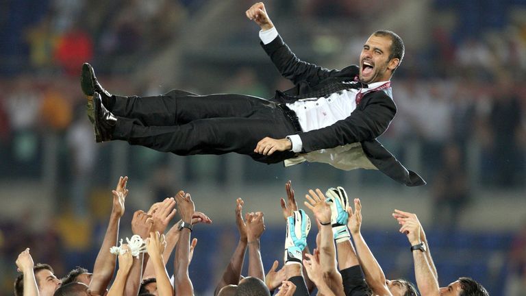 PEP GUARDIOLA: 2009 holte der Katalane mit dem FC Barcelona das Triple aus Meisterschaft, Pokal und Champions League.