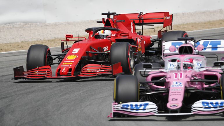 Sebastian Vettel (l.) könnte es auf Sergio Perez' (r.) Platz im Racing Point abgesehen haben.
